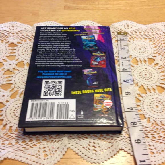 Shark Stories, Middle Grade, Shark Wars into the abyss - Picture 2 of 5